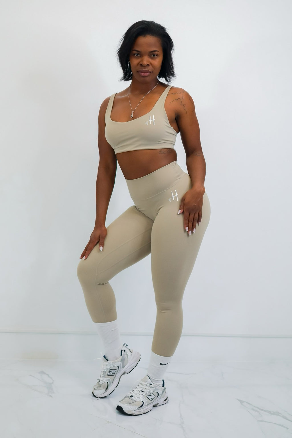 Conjunto de Top + Leggings Beige