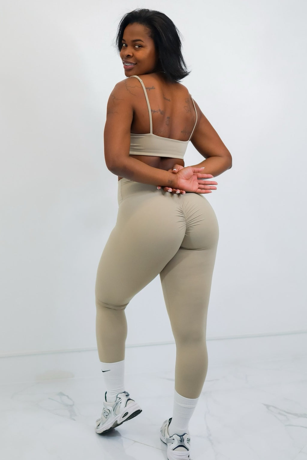 Conjunto de Top + Leggings Beige